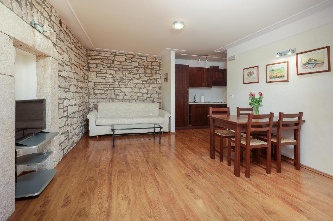 Casa Rustica Dva Baladura Apartments Kanfanar Luaran gambar