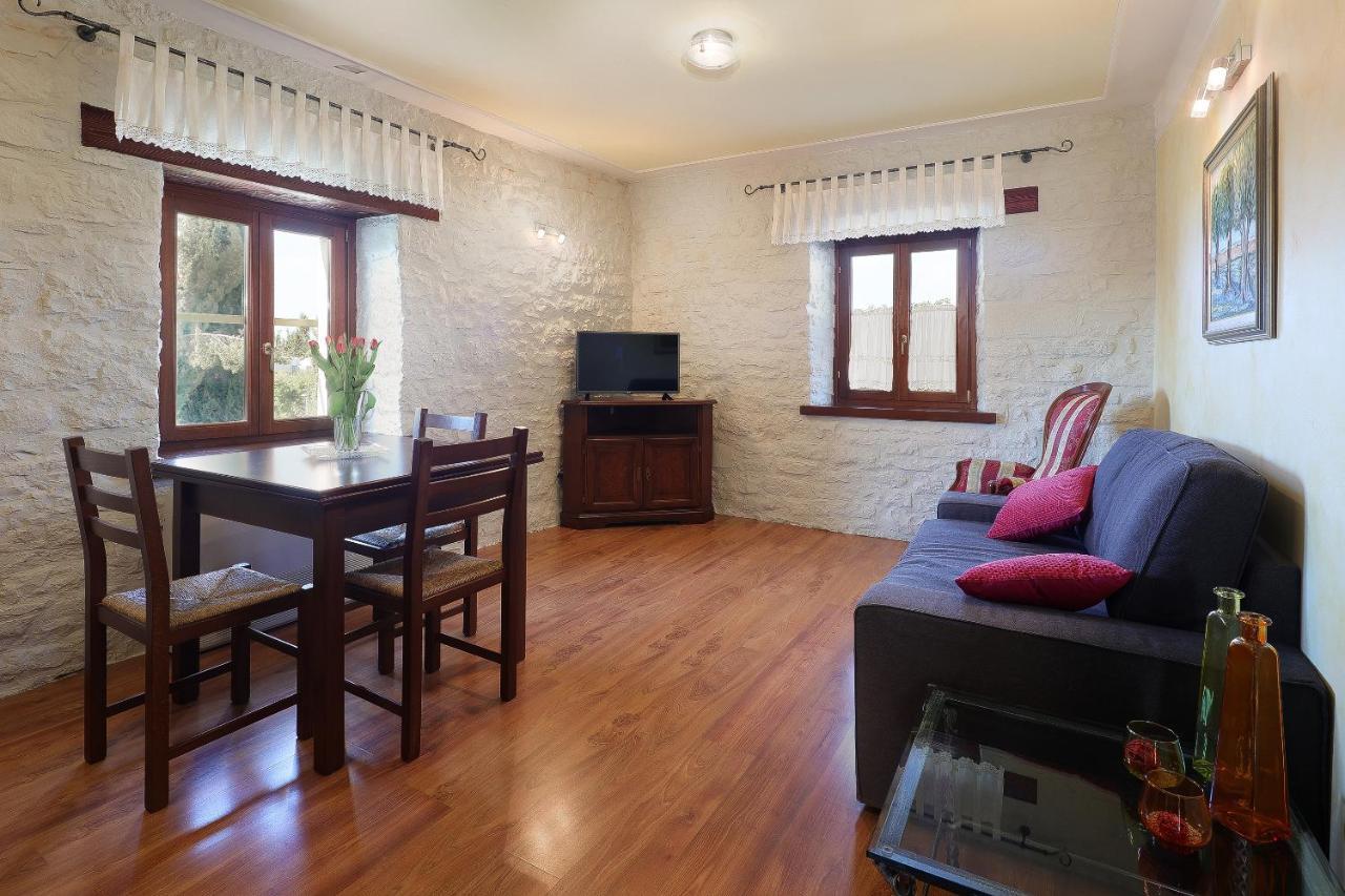 Casa Rustica Dva Baladura Apartments Kanfanar Luaran gambar